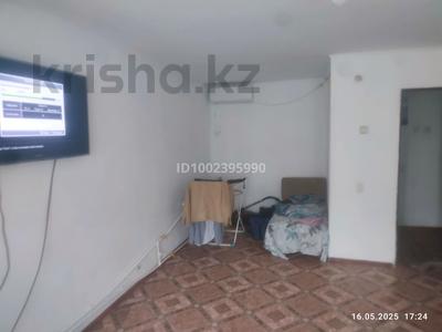 1-бөлмелі пәтер · 40 м² · 4/5 қабат, мкр 41-й разъезд, Актогай 201 — АЮИ курсантское шоссе, бағасы: 7 млн ₸ в Актобе