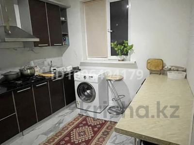 Отдельный дом · 3 комнаты · 140 м² · 6 сот., Кустанайская 3/2 — Баймуханова пепесечение кафе Шашлык у Дядя гадима за 40 млн 〒 в Атырау, мкр Привокзальный-5