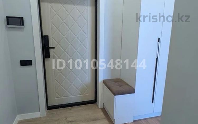 2-бөлмелі пәтер · 38 м² · 7/8 қабат, Толе би 25/1, бағасы: 30 млн ₸ в Астане, Нура р-н — фото 2
