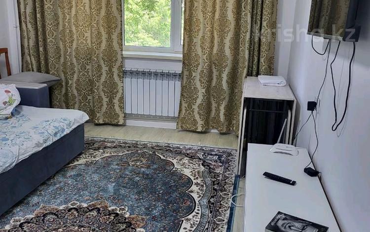 1-бөлмелі пәтер · 45 м² · 1/5 қабат, Нусупбекова, бағасы: 15 000 ₸ в Алматы, Медеуский р-н — фото 2