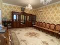 6-комнатный дом помесячно, 180 м², 10 сот., Кутпанова 10 — Астана за 650 000 〒 в  — фото 4