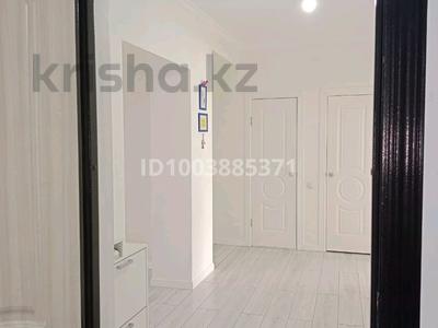 2-бөлмелі пәтер · 72 м² · 3/5 қабат, мкр. Алтын орда, Батыс-2 20 — Мангелик-х.досмухамедова, бағасы: 27 млн ₸ в Актобе