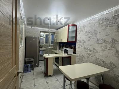 4-комнатная квартира · 89 м² · 5/9 этаж, мкр Юго-Восток, Дюсембекова 4 за 30 млн ₸ в Караганде, Казыбек би р-н