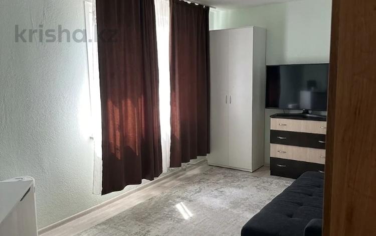 2-комнатная квартира · 57 м² · 3/3 этаж, Радищева за 20 млн ₸ в Петропавловске — фото 2