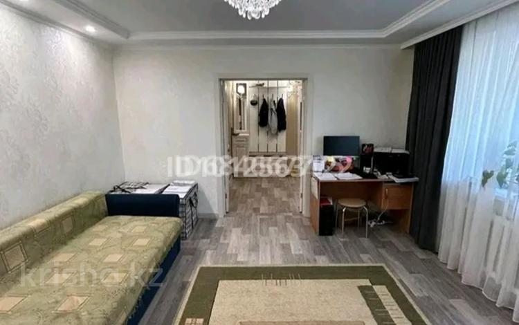3-комнатная квартира · 64 м² · 4/9 этаж, мкр Юго-Восток, Мкр Юго-Восток, мкр Степной 3 3/10 за 30 млн ₸ в Караганде, Казыбек би р-н — фото 2