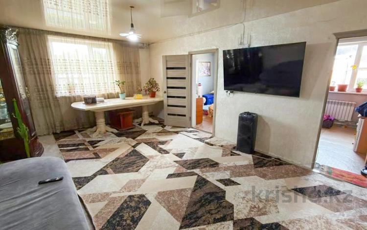 Отдельный дом · 3 комнаты · 65 м² · 9.9 сот., мкр Восточный, Дутова за 14 млн ₸ в Талдыкоргане — фото 8