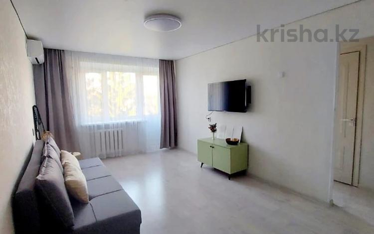 2-комнатная квартира · 45.5 м² · 4/5 этаж, Жукова за 14.5 млн ₸ в Уральске — фото 2