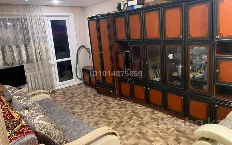 1-комнатная квартира · 30 м² · 4/5 этаж, Майкудук, Майкудук, 18й микрорайон 22 за 9 млн ₸ в Караганде, Алихана Бокейханова р-н — фото 2