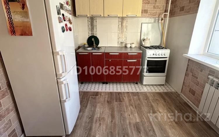 2-комнатная квартира · 56 м² · 4/6 этаж, 31Б мкр, 31Б ш/а. — Жанында мектеп, Дана супермаркет, сарыбазар бар за 15.3 млн ₸ в Актау — фото 4
