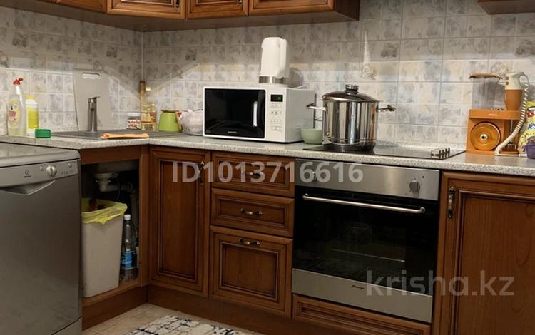 2-бөлмелі пәтер · 55 м², Розыбакиева 250б — Радостовца, бағасы: 350 000 ₸ в Алматы, Бостандыкский р-н — фото 2