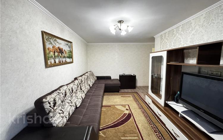 2-комнатная квартира · 45 м² · 3/9 этаж, пр. Н. Абдирова за 20.9 млн ₸ в Караганде, Казыбек би р-н — фото 2