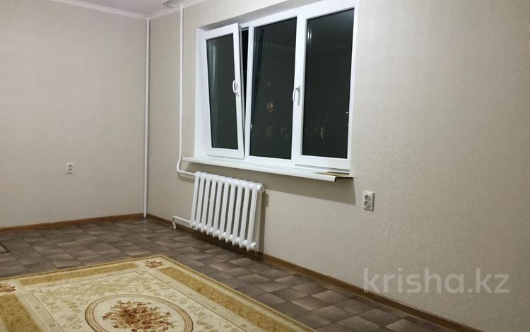 2-комнатная квартира, 45 м², 2/4 этаж, мкр №6 за 24 млн 〒 в Алматы, Ауэзовский р-н — фото 8