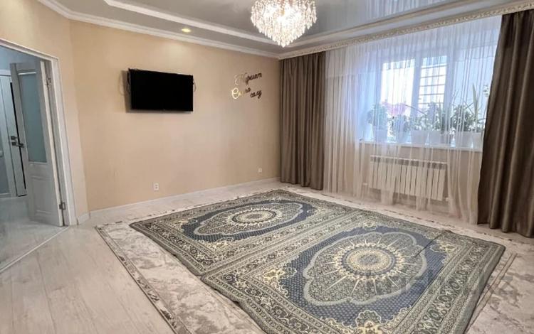 2-бөлмелі пәтер · 86 м² · 5/5 қабат, мкр. Алтын орда, М Шокай, бағасы: 28 млн ₸ в Актобе — фото 2