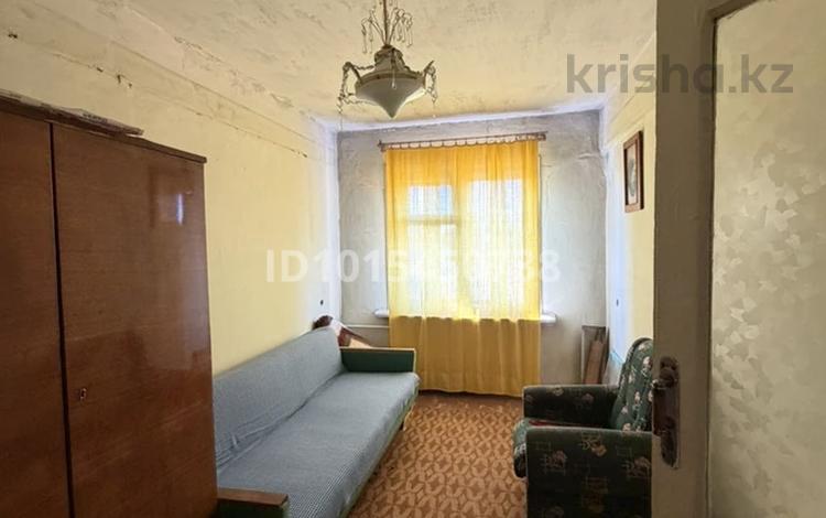 3-бөлмелі пәтер · 55.2 м² · 4/4 қабат, Ескі қала, 8 марта — ЖДУ вокзал, бағасы: 10.5 млн ₸ в Актобе, Старый город — фото 2