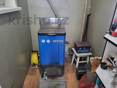 Продажа домов и дачи в Северо-Казахстанской обл.: Отдельный дом · 2 комнаты · 40 м² · 5 сот., Рабочий за 13 млн 〒 Отдельный дом · 2 комнаты · 40 м² · 5 сот., Рабочий за 13 млн 〒 в Петропавловске