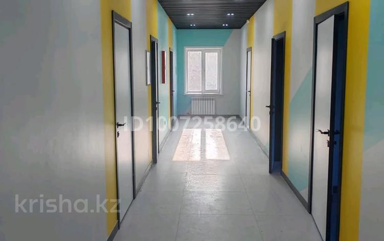 Свободное назначение, офисы, склады, салоны красоты, медцентры и аптеки, образование, конференц-залы, кабинеты и рабочие места, студии · 15.6 м² за 125 128 〒 в Костанае — фото 2