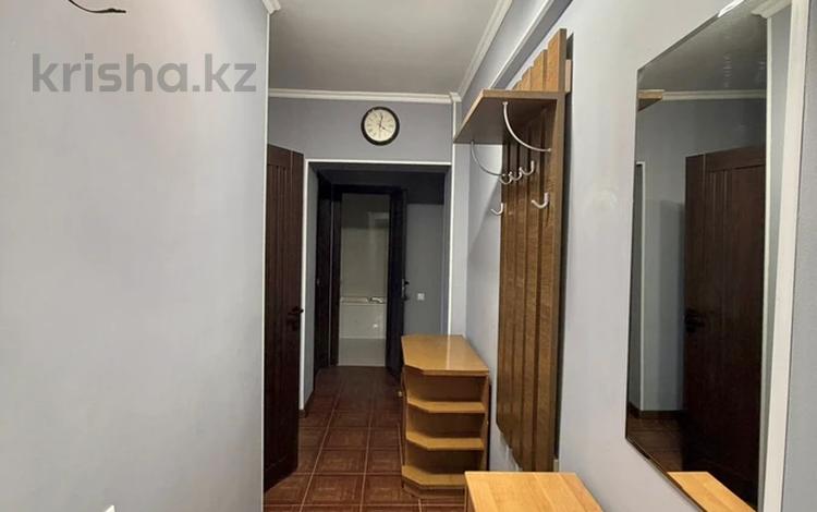 2-бөлмелі пәтер · 72 м² · 5/5 қабат, Абая, бағасы: 350 000 ₸ в Алматы, Бостандыкский р-н — фото 2