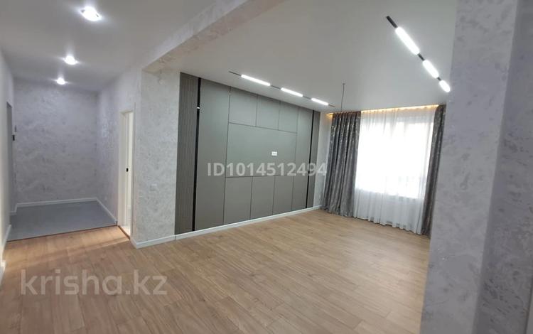 2-комнатная квартира · 60 м² · 6 этаж, К. Толеметова 83 за 300 000 ₸ в Шымкенте — фото 2