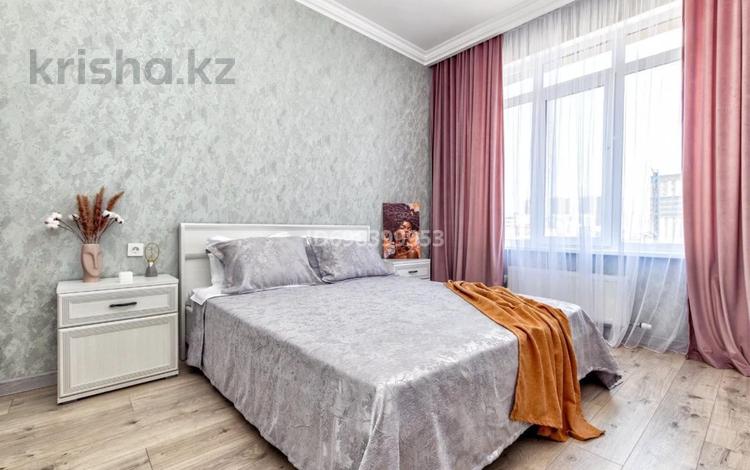 2-комнатная квартира, 65 м², 3/12 этаж помесячно, Туран 43/1