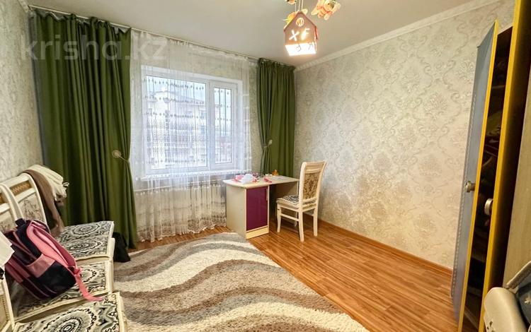 4-комнатная квартира · 88 м² · 4/5 этаж, 9ая площадка за 25 млн ₸ в Талдыкоргане, мкр военный городок Жулдыз — фото 4