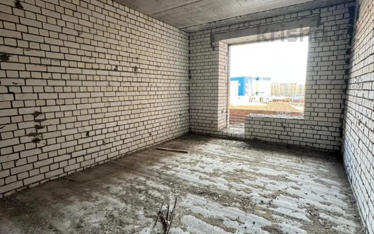 1-бөлмелі пәтер · 45 м² · 1/8 қабат, Алтын орда 1в/1, бағасы: 16 млн ₸ в Актобе — фото 7