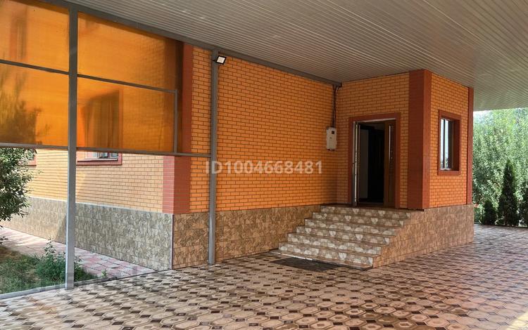 Отдельный дом · 5 комнат · 280 м² · 12 сот., Жетысу 118 а за 95 млн ₸ в Орикти — фото 2
