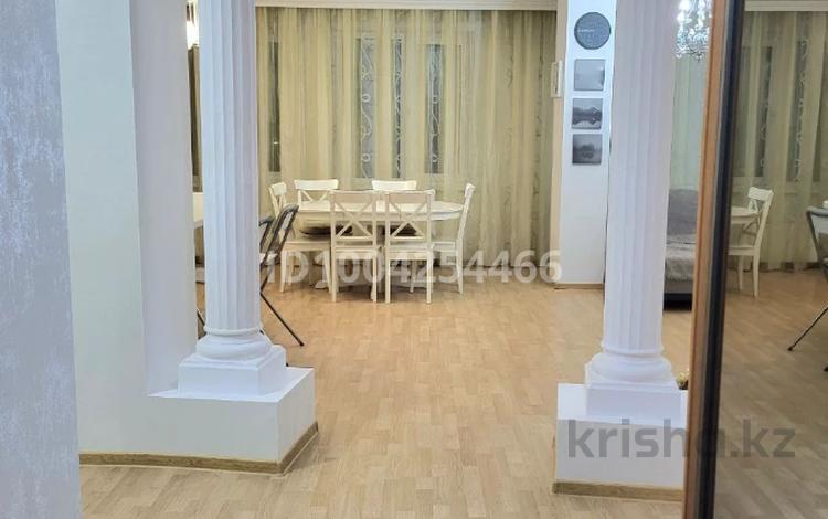 2-комнатная квартира · 94 м² · 13/16 этаж, Кабанбай батыра 11 за 60 млн ₸ в Астане, Нура р-н — фото 2
