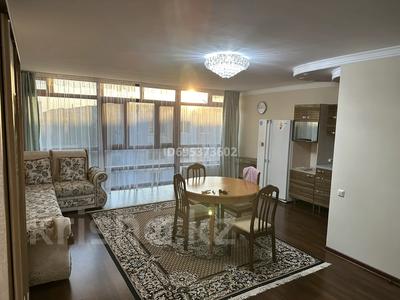 2-бөлмелі пәтер · 70 м² · 5/5 қабат, Сатпаева 42 — Район Дом Быта, бағасы: 250 000 ₸ в Атырау