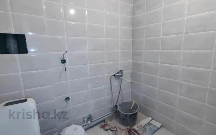 2-комнатная квартира · 44.9 м² · 4/5 этаж, мкр 8, Бр Жубановых за 13 млн ₸ в Актобе — фото 2