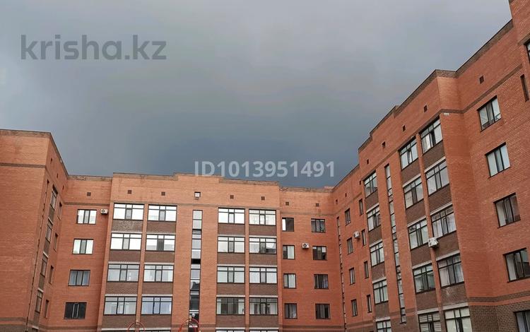 2-комнатная квартира · 63 м² · 2/5 этаж, мкр. Алтын орда 360а за 30 млн ₸ в Актобе — фото 2