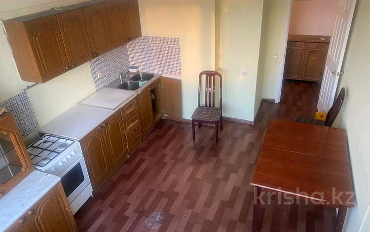 2-бөлмелі пәтер, 70 м², 6/9 қабат ай сайын, мкр Мамыр-7 13А, бағасы: 180 000 〒 в Алматы, Ауэзовский р-н — фото 11