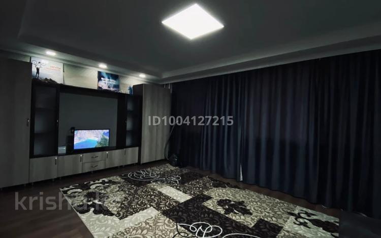 1-комнатная квартира · 42 м² · 3/10 этаж, Гёте 121 за 10 000 ₸ в Семее — фото 2