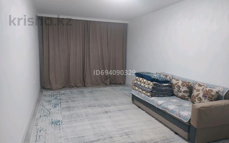 1-комнатная квартира · 47 м² · 6/9 этаж, мкр Аккент за 200 000 ₸ в Алматы, Алатауский р-н — фото 2