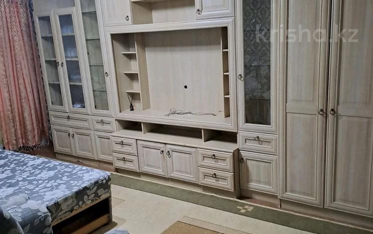 1-комнатная квартира · 35 м² · 2/5 этаж, Чайковского 5 за 110 000 ₸ в Петропавловске — фото 2