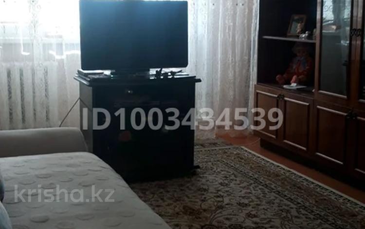 2-комнатная квартира · 45 м² · 3/5 этаж, Олжабай Батыра 11 — Школа N28,магазин &amp;quot;Океан&amp;quot; &amp;quot;1000 мелочей&amp;quot; за 14.5 млн 〒 в Павлодаре — фото 2