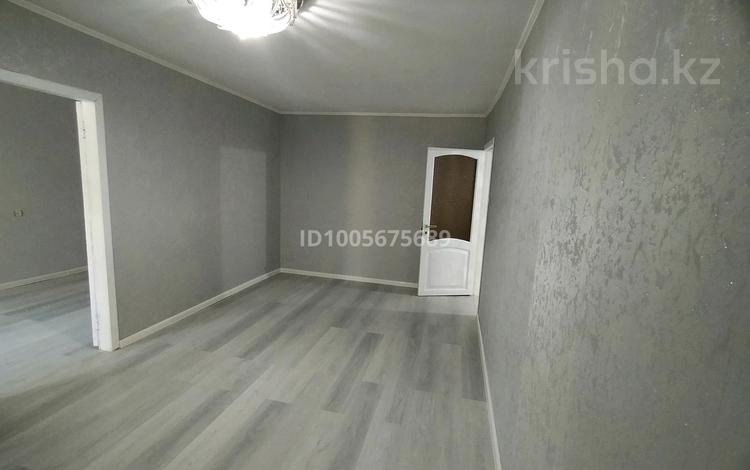 4-бөлмелі пәтер · 80 м² · 2/5 қабат, мкр Восток 4 — Ресторан Камшат, бағасы: 31.5 млн ₸ в Шымкенте, Аль-Фарабийский р-н — фото 2