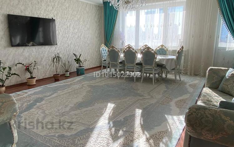 3-комнатная квартира · 143.6 м² · 4/13 этаж, КОНАЕВА — На пересечении с Туркестана за 105 млн ₸ в Астане, Есильский р-н — фото 2