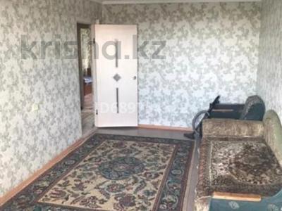 3-бөлмелі пәтер, 61 м², 5/5 қабат, Азаттык 99а — Стройконтора, бағасы: 15.5 млн 〒 в Атырау