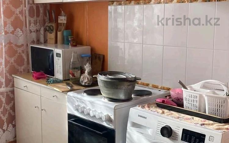 2-комнатная квартира · 54 м² · 3/10 этаж, мкр Юго-Восток, Таттимбета за 22 млн ₸ в Караганде, Казыбек би р-н — фото 2