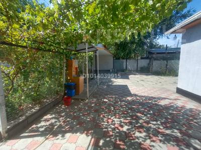 Дом · 4 комнаты · 100 м², Алибаева 49 за 6 000 ₸ в Коктума