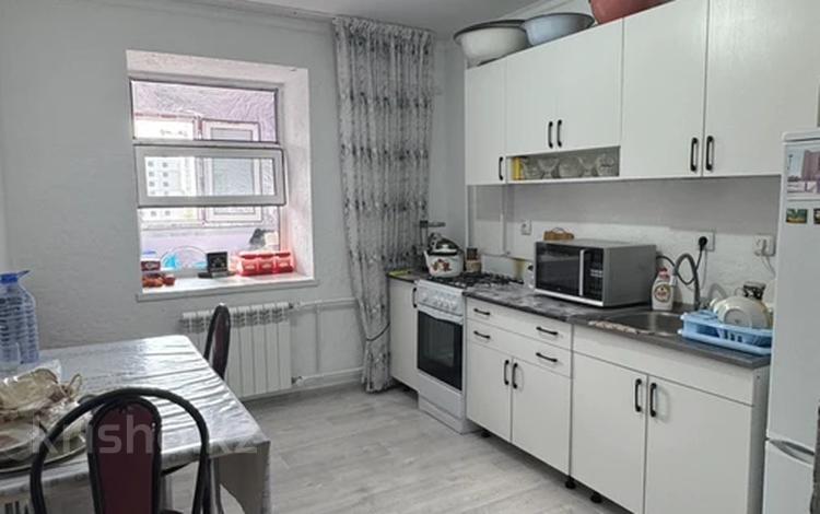 1-комнатная квартира · 46 м² · 8/9 этаж, мкр. Алтын орда за 15.5 млн ₸ в Актобе — фото 2