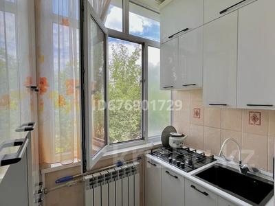 1-комнатная квартира · 35 м² · 3/5 этаж, Алатау — Возле Фиркана (Алатау) за 2 000 ₸ в Таразе