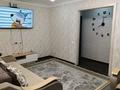 2-комнатная квартира · 44 м² · 1/5 этаж, Сакена Сейфуллина 22 — Полиция, остановка " Ромашка". за 8.5 млн 〒 в Абае — фото 2