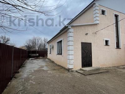 4-комнатная квартира · 150 м² · 2 этаж, мкр Кадыра Мырза-Али, светлая 32/1 за 45.5 млн 〒 в Уральске