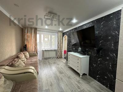 2-бөлмелі пәтер · 43.6 м² · 5/5 қабат, 23-шағынаудан, бағасы: 12 млн ₸ в Караганде, Алихана Бокейханова р-н
