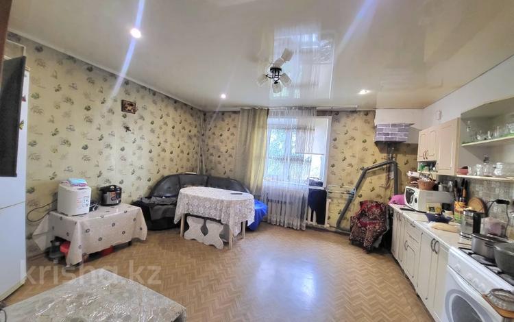 Отдельный дом · 4 комнаты · 222.2 м² · 13.6 сот., Кунай за 35 млн ₸ в Костанае — фото 2