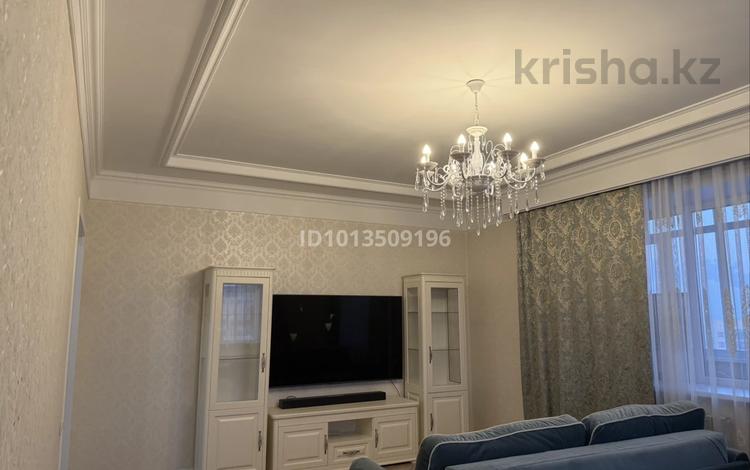 3-комнатная квартира · 120 м² · 8/9 этаж, Достоевского 174б за 76 млн ₸ в Семее — фото 2