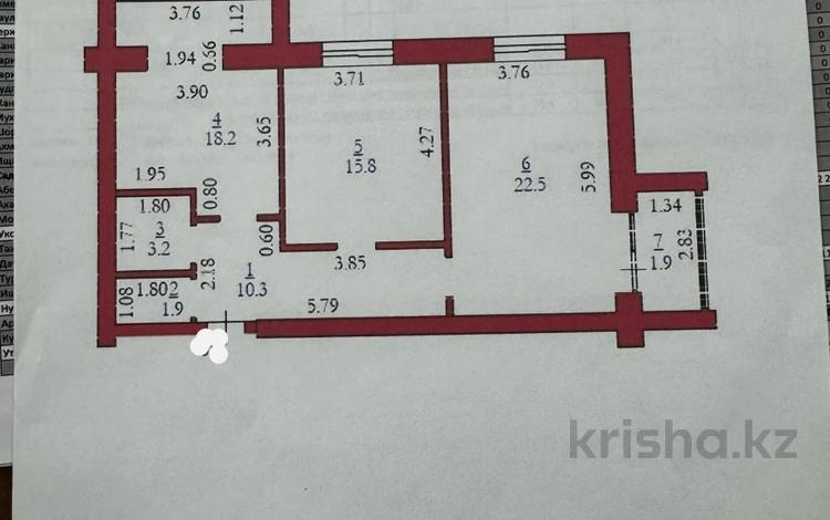 2-комнатная квартира, 73.6 м², 3/5 этаж, проспект Тауелсиздик за 20.5 млн 〒 в Актобе — фото 2