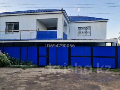 Отдельный дом · 5 комнат · 280 м² · 10 сот., Горпромторг 1 за 36 млн 〒 в Актобе, жилой массив Акжар-2