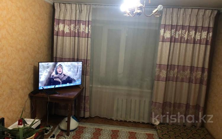 2-комнатная квартира · 45 м² · 2/9 этаж, Майкудук, 19й микрорайон за 12 млн ₸ в Караганде, Алихана Бокейханова р-н — фото 2